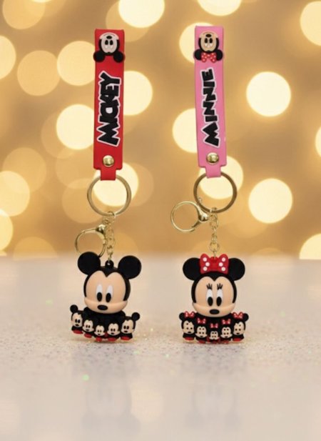 ميدالية ميكي وميني ماوس